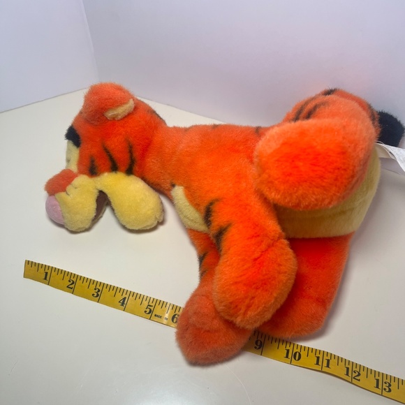Vintage Disney Store Tigger Plush From Winnie The Pooh Soft 12" - Picture 5 of 5